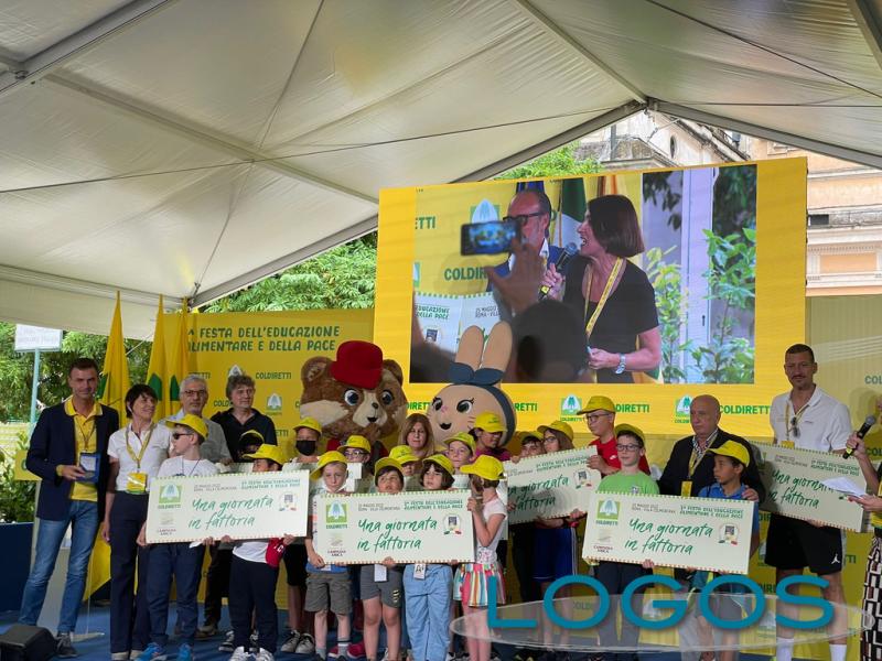Territorio - Bimbi ucraini in fattoria 