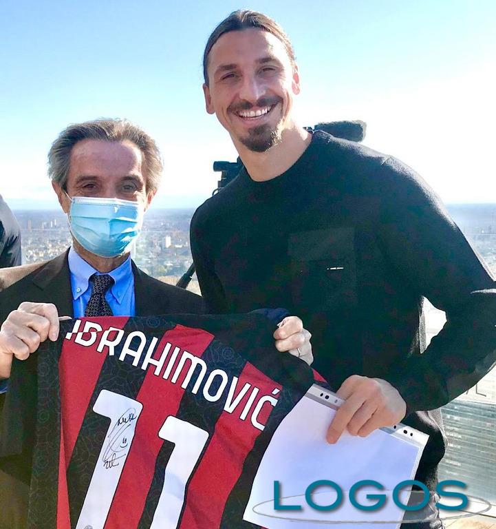 Milano - Il presidente Fontana con Ibrahimovic Milano - Il presidente Fontana con Ibrahimovic