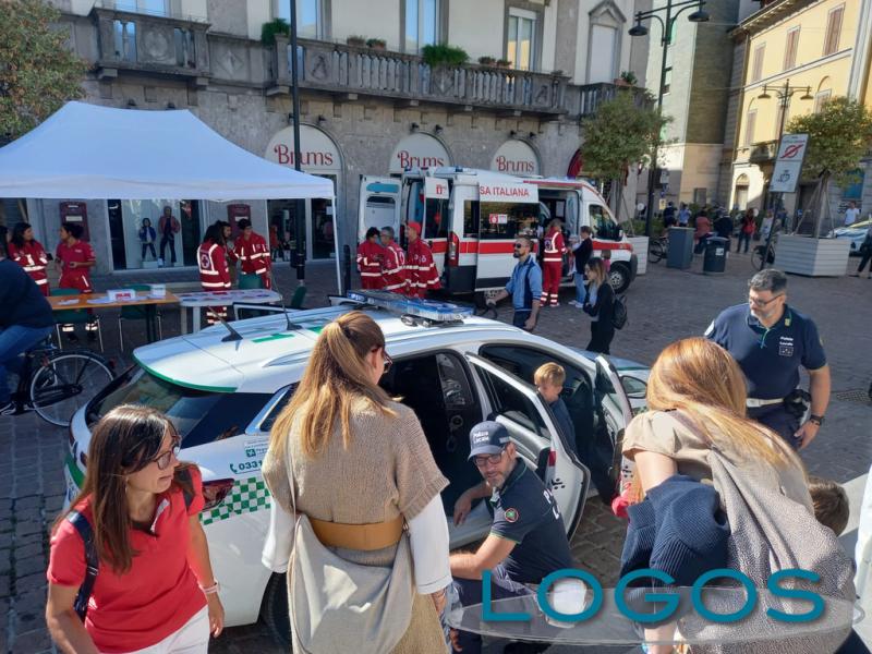 Busto Arsizio - Safety stand della Polizia locale 