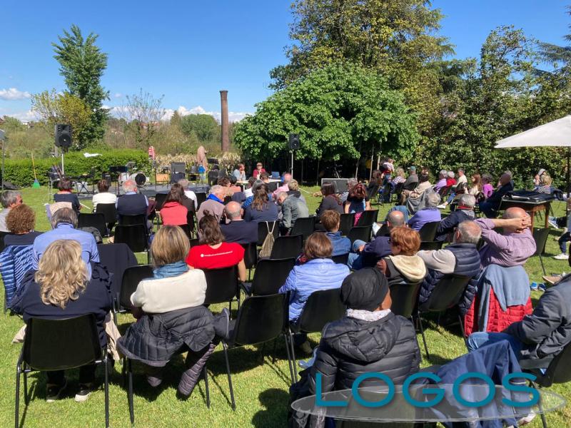 Musica - JAnnacci e dintorni a Villa REstelli Musica - JAnnacci e dintorni a Villa REstelli