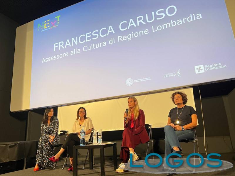 Scuola, Milano, Cinema