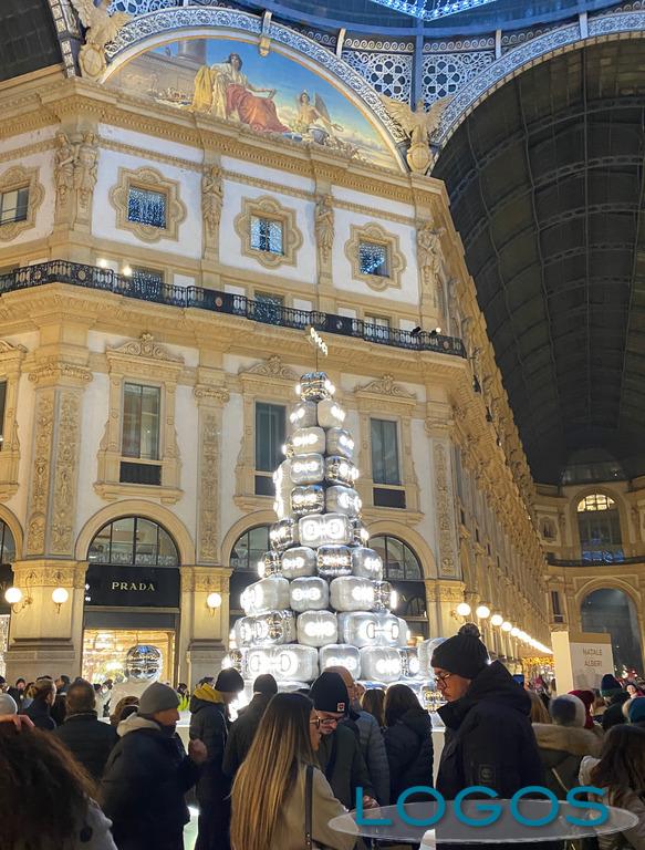 Milano - Albero di Gucci