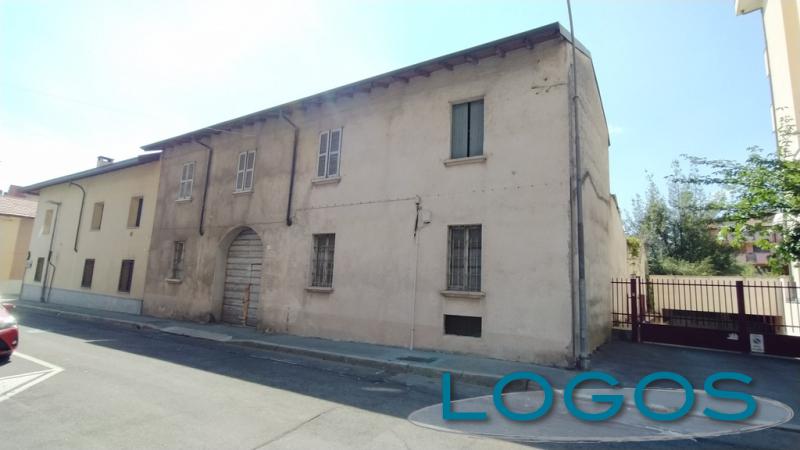 Legnano - Cinque alloggi pubblici in via Galvani 