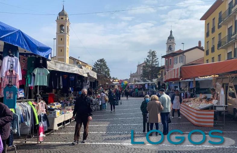 Castano / Commercio - Fiera (Foto d'archivio)