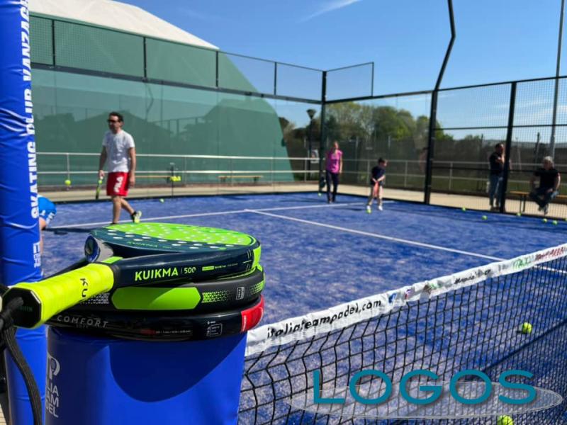 Vanzaghello / Sport - Campo da padel 