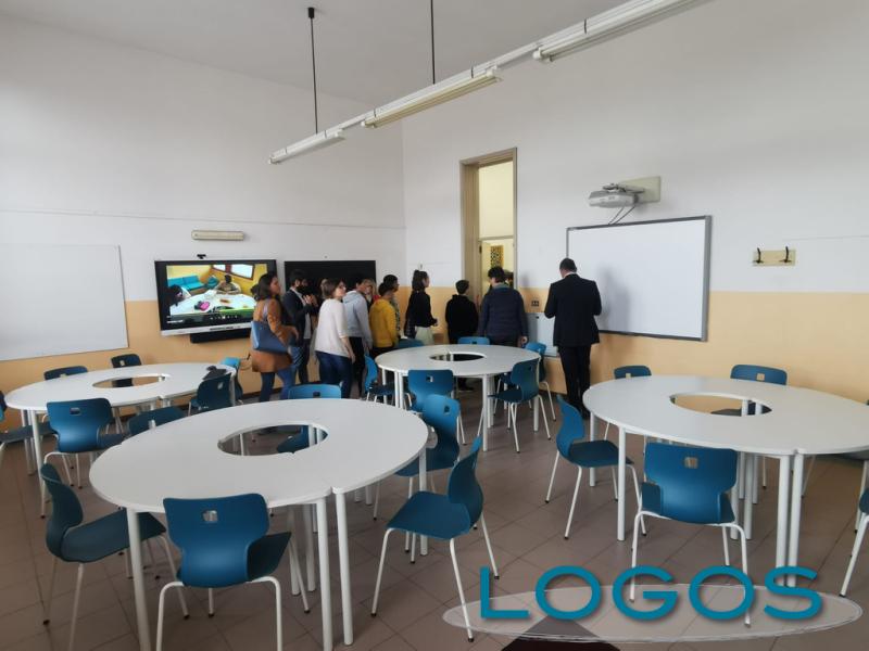 Castano / Scuole - Nuvole aule a scuola 