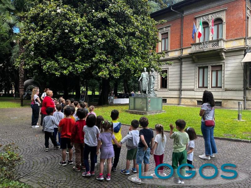 Legnano / Scuole - Un momento della visita 
