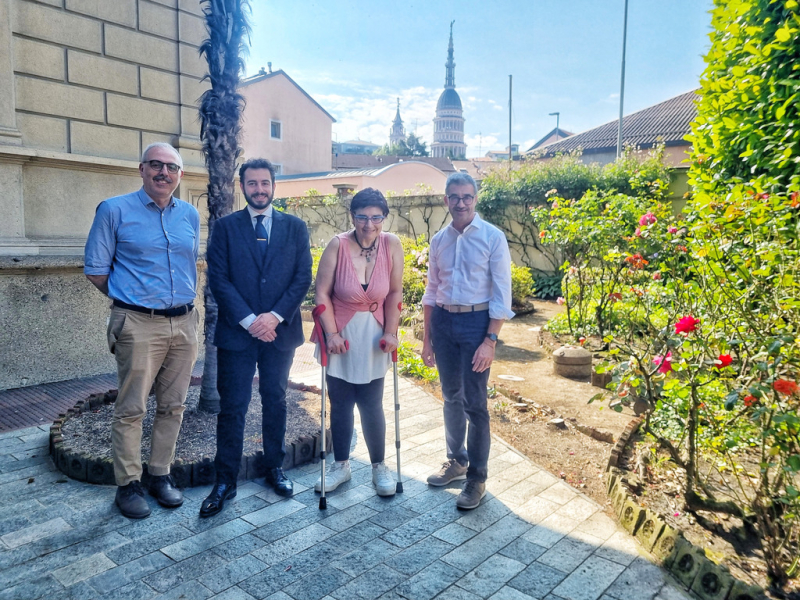 Novara / Sociale / Salute - Donazione a sostegno del Parkinson