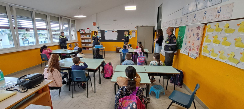 Castano / Scuole - Protezione Civile a scuola 