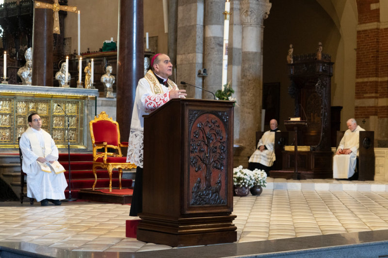 Milano - Delpini in Sant'Ambrogio