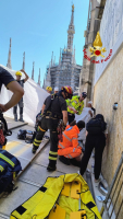Milano - Malore sul Duomo