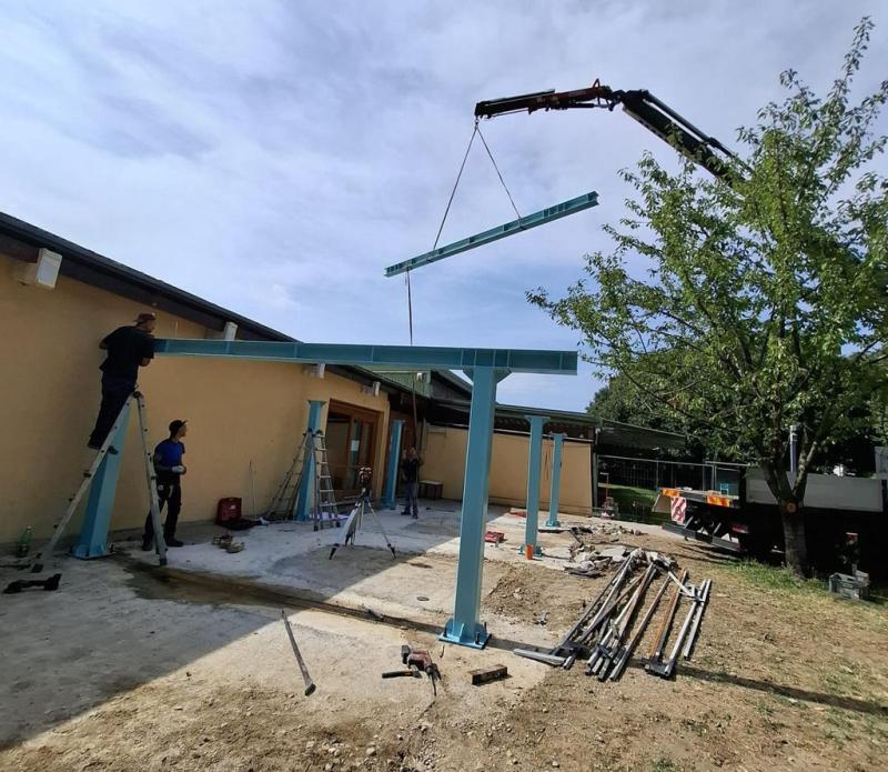 Bareggio / Scuole - Lavori alla scuola 'Munari' Bareggio / Scuole - Lavori alla scuola 'Munari'