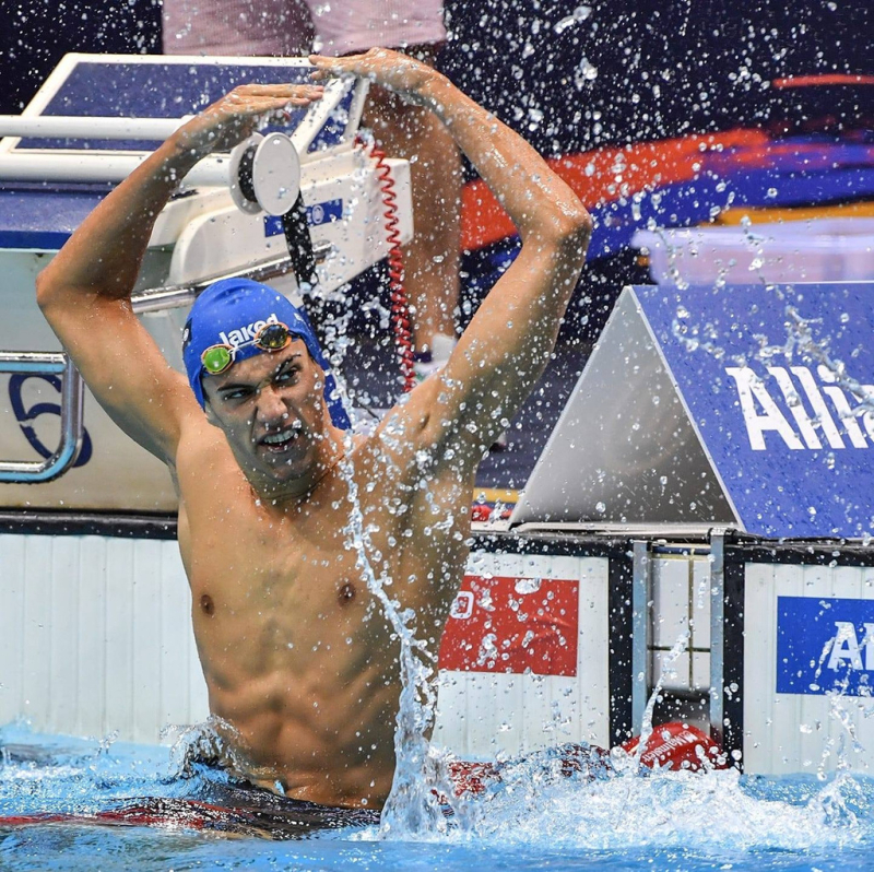 Sport - Simone Barlaam esulta per una vittoria