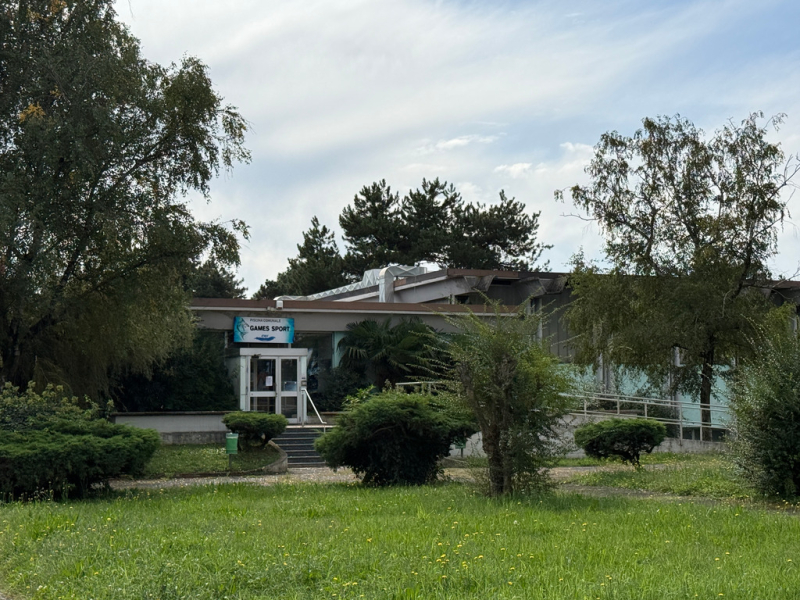 Cuggiono - La piscina comunale, l'ingresso