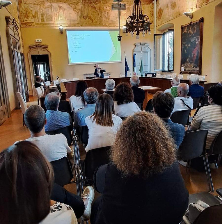 Castano - Incontro sulla legge di bilancio Castano - Incontro sulla legge di bilancio