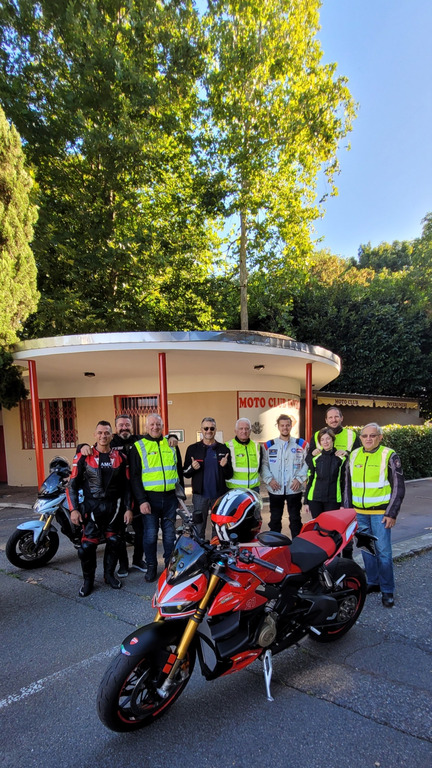 Inveruno - Motociclisti al Moto Club inverunese