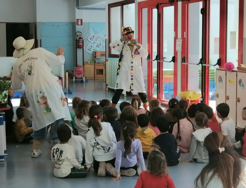 Bernate Ticino - Sorridimi APS a scuola per donare un sorriso 2025