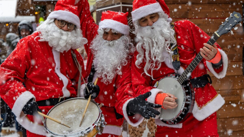 Eventi - Babbi Natale che suonano Eventi - Babbi Natale che suonano