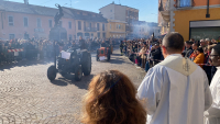 Inveruno - Un momento della benedizione dei trattori 2024