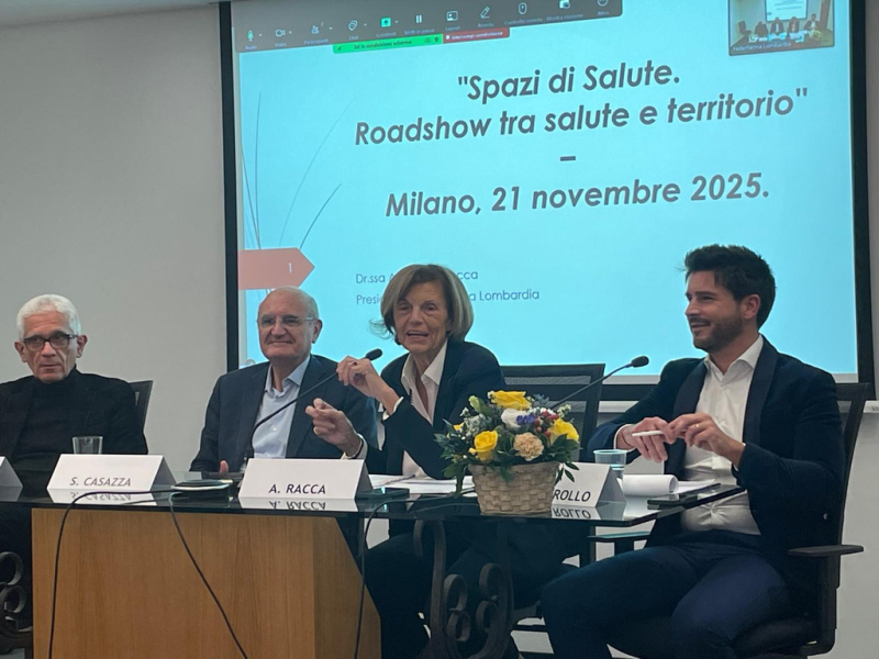 Milano - Convegno 'Farmacie: cosa cambia' Milano - Convegno 'Farmacie: cosa cambia'