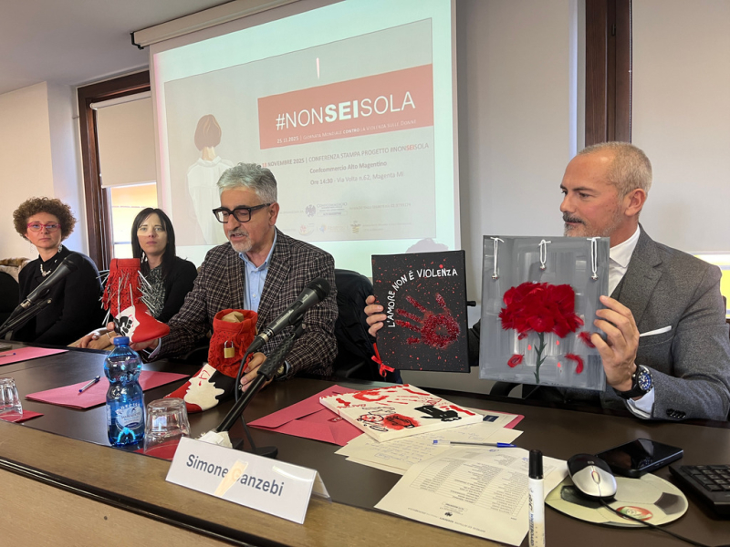 Magenta - #nonseisola 2025