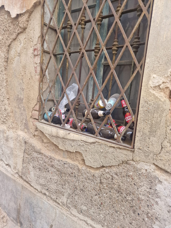 Castano Primo - Degrado in Corso Martiri Patrioti