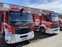 Inveruno - Caserma dei Vigili del Fuoco con i mezzi
