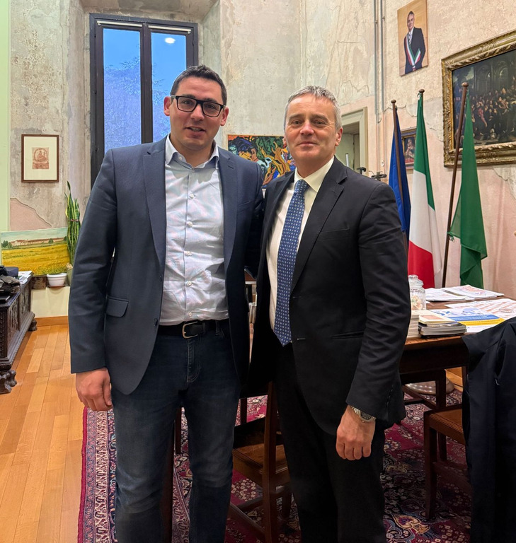 Castano - Il sindaco Colombo e il presidente Rota Castano - Il sindaco Colombo e il presidente Rota