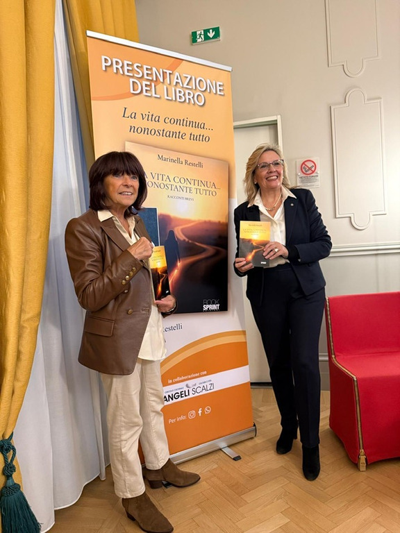 Libri - Marinella Restelli presenta il suo libro
