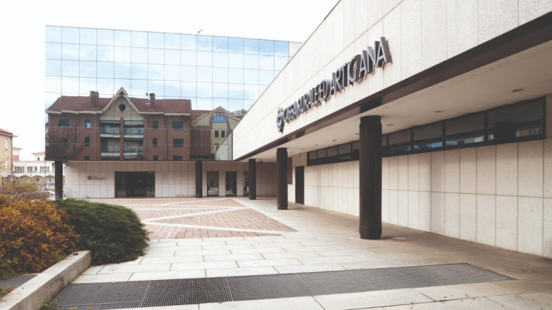 Busto Garolfo - Ingresso sede della BCC