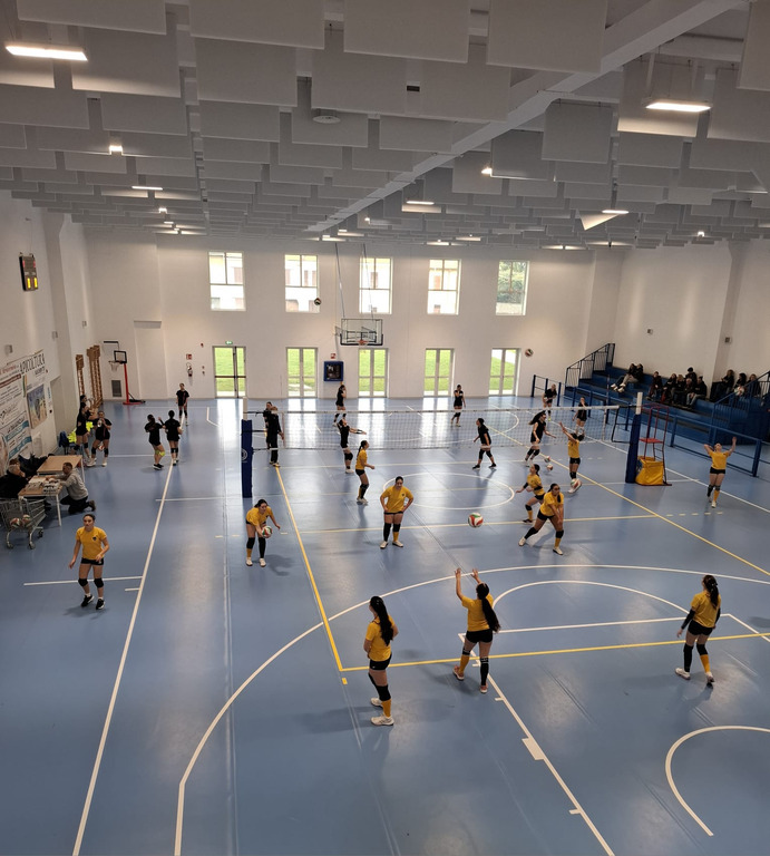 Inveruno - Atlete SOI si allenano in palestra