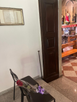 Castelletto - Sedia con una rosa