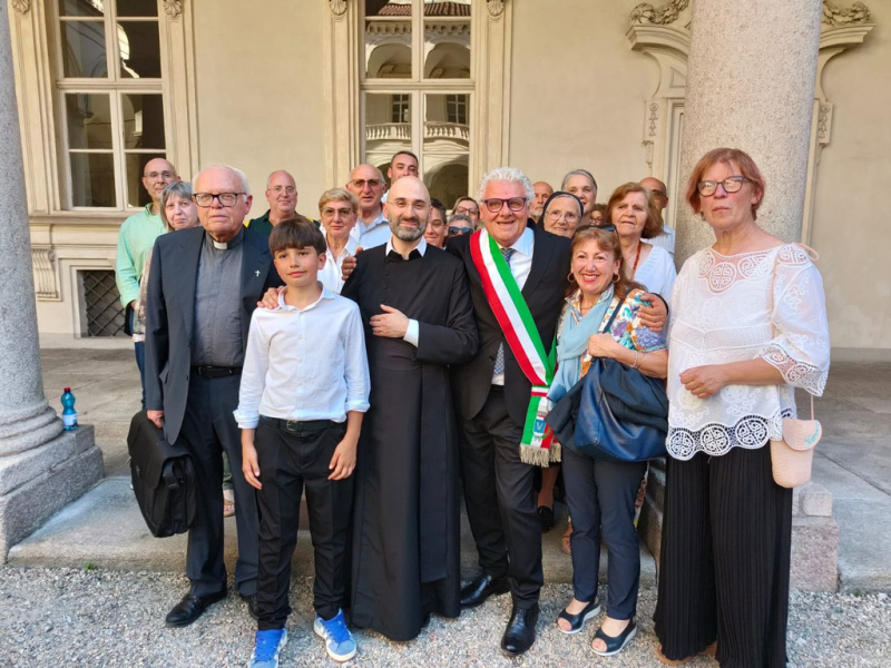 Vanzaghello - don Gabriele Russo ordinato a Torino Vanzaghello - don Gabriele Russo ordinato a Torino