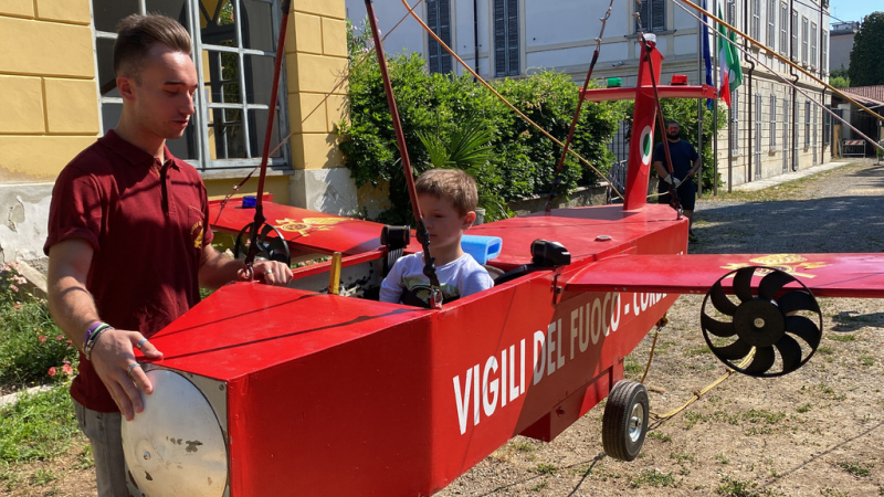 Inveruno - Aereo dei Vigili del Fuoco