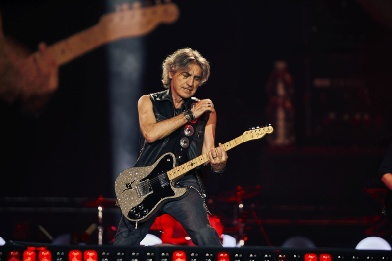 Musica - Ligabue torna con “Qualcosa per te” Musica - Ligabue torna con “Qualcosa per te”