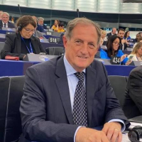 Politica - Mario Mantovani all'Europarlamento