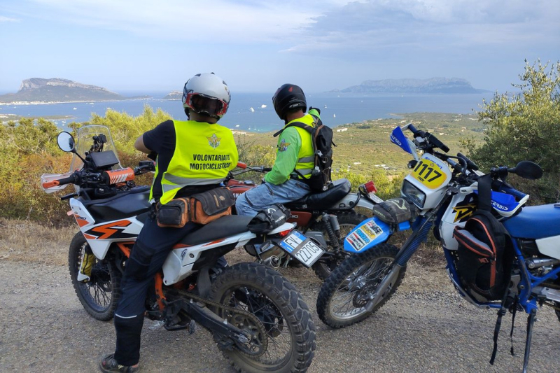 Magenta - Moto Club in Sardegna, estate 2026 Magenta - Moto Club in Sardegna, estate 2026