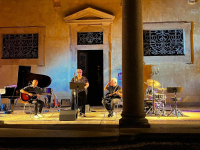 Castano Primo - Velvet Mama and the Old Roosters 2026