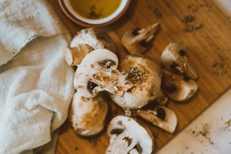 Sapori - Funghi a tavola Sapori - Funghi a tavola