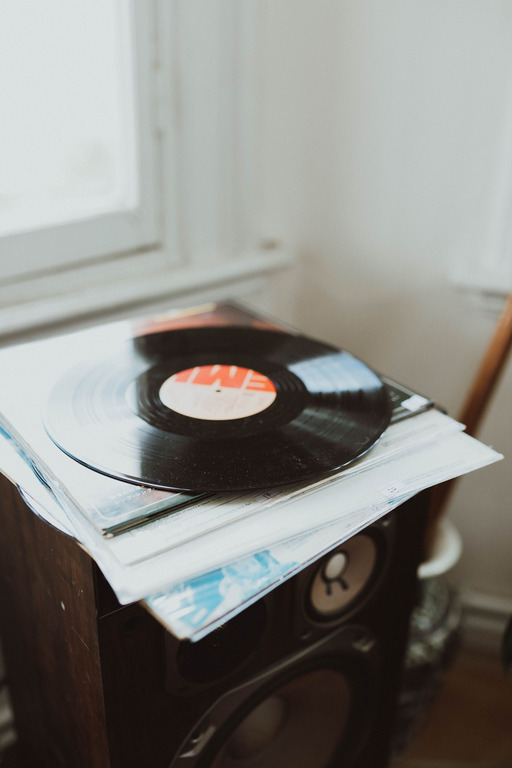 Musica - Vecchio disco in vinile Musica - Vecchio disco in vinile