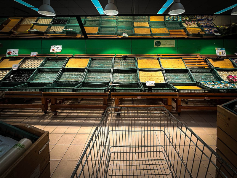 Attualità - Scaffali vuoti al Sud Italia Attualità - Scaffali vuoti al Sud Italia